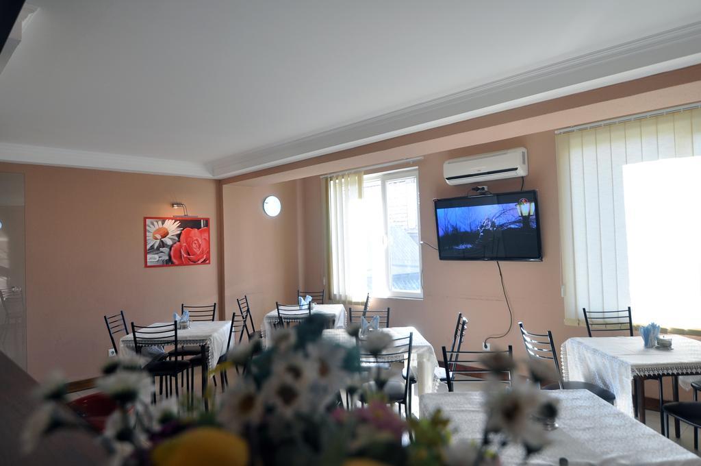 Sun Rise Hotel ティビリシ エクステリア 写真