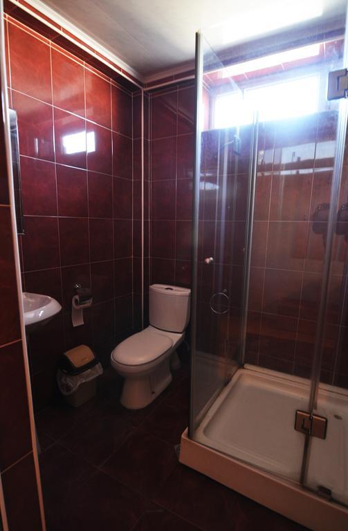 Sun Rise Hotel ティビリシ 部屋 写真